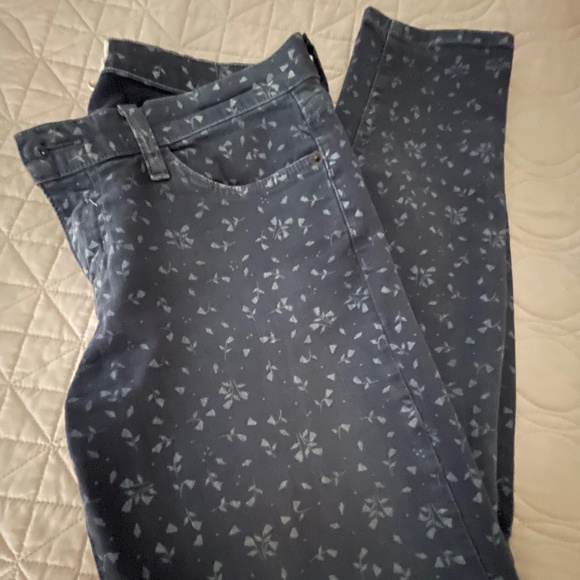 Current/Elliot The Stiletto Lake Ditsy Jeans - Picture 5 of 5